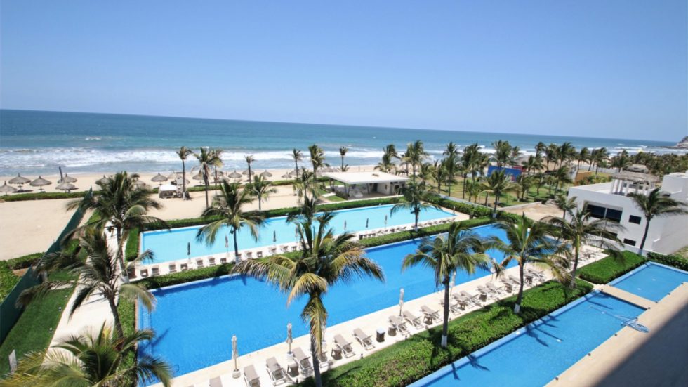 Pool and ocean views from private terrace of Peninsula 3B.
