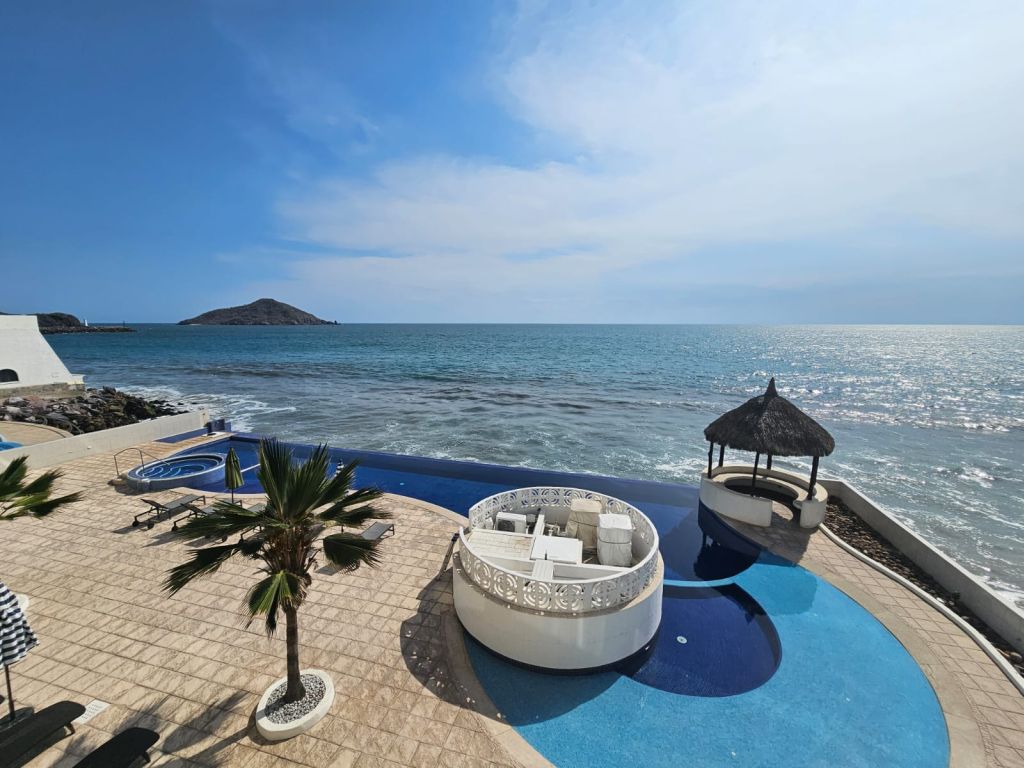 Pool at Marina Gardens Villas